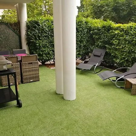 Romantisme Et Glamour Avec ,jardin Proche Zenith * Dijon