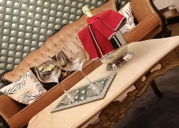 아파트 Romantisme Et Glamour Avec ,jardin Proche Zenith